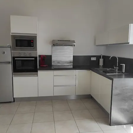 En Petite Camargue Apartment